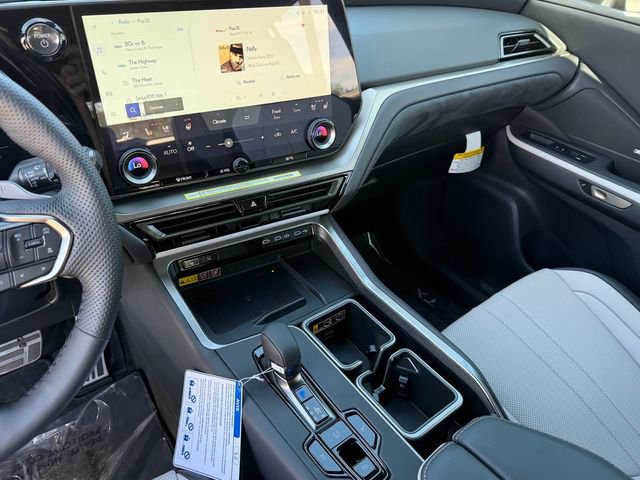 New 2026 Lexus TX 500h AWD image 25