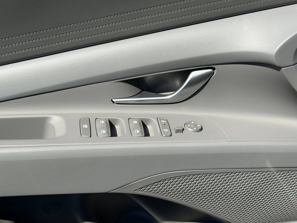 New 2026 Hyundai Elantra SE FWD image 28