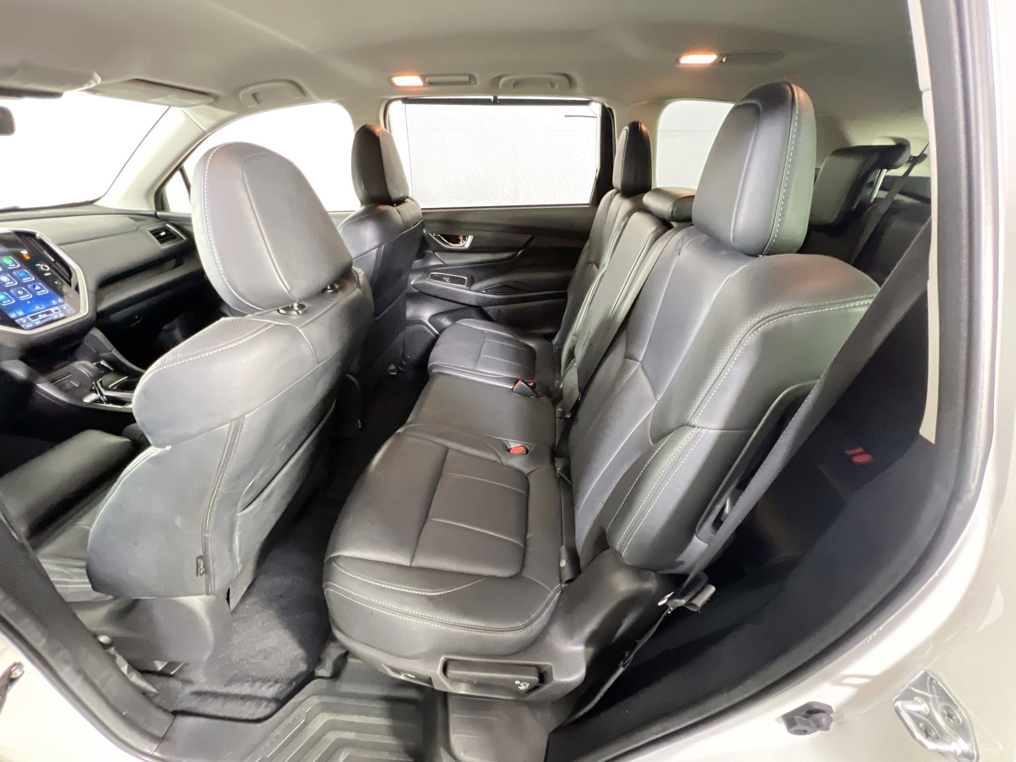 Used 2023 Subaru Ascent Limited image 23