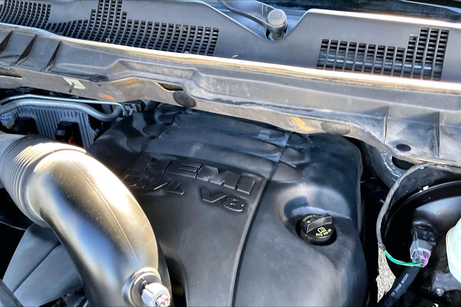 Used 2014 RAM 1500 Classic SLT RWD image 28