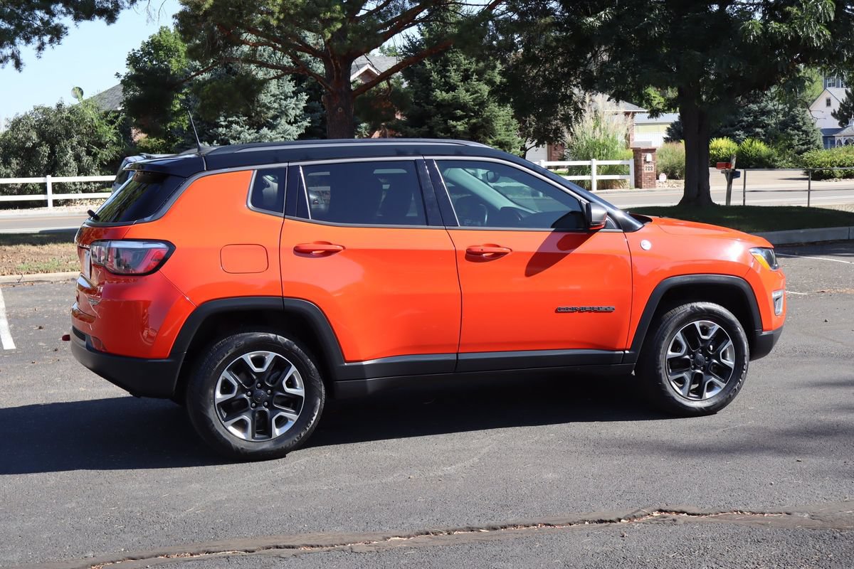 Used 2017 Jeep Compass Trailhawk w/ Popular Equipment Group AWD/4WD image 4