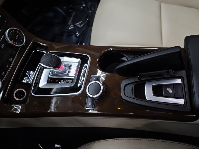 Used 2019 Mercedes-Benz SLC 300 image 27