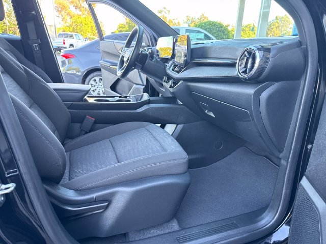 Used 2026 Chevrolet Equinox LT AWD/4WD image 36