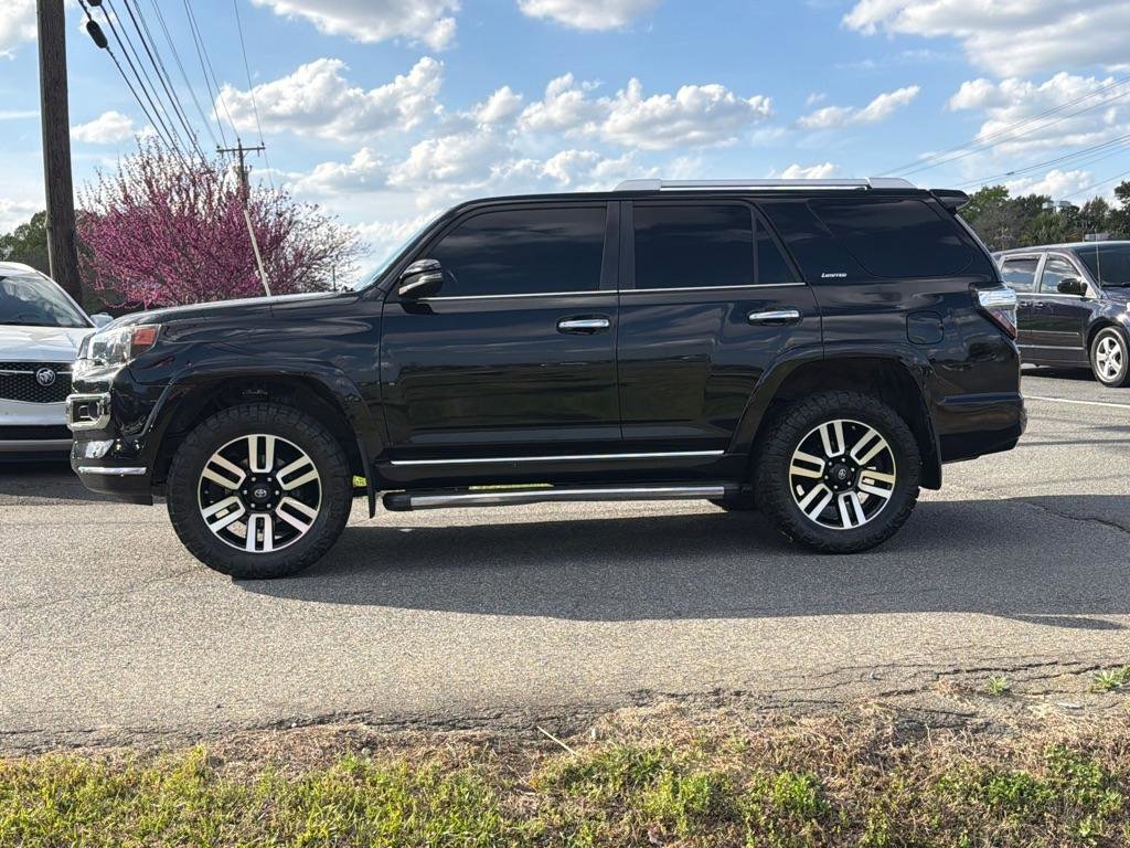 Used 2017 Toyota 4Runner Limited image 13