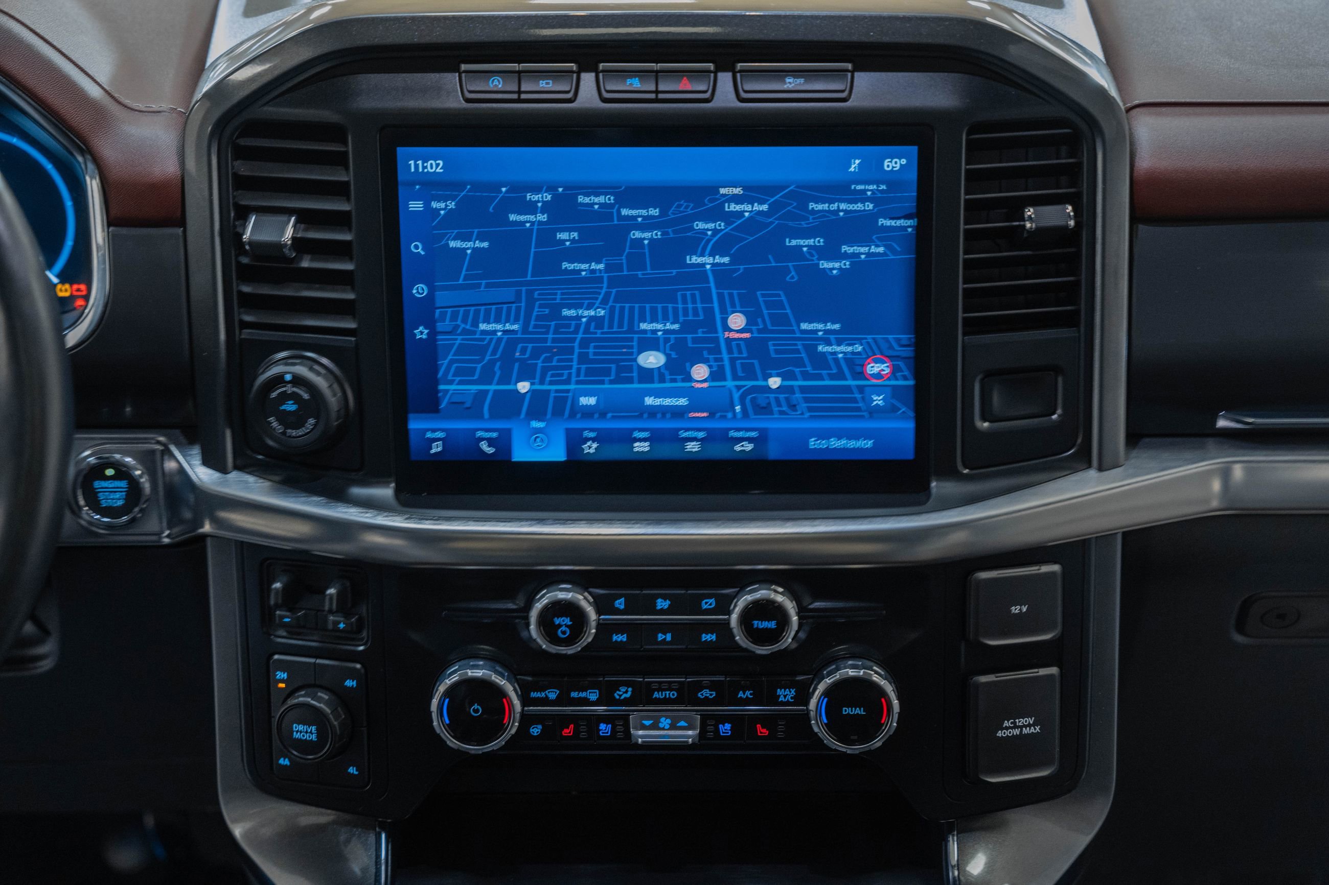 Certified 2023 Ford F150 Lariat w/ Equipment Group 502A High image 30