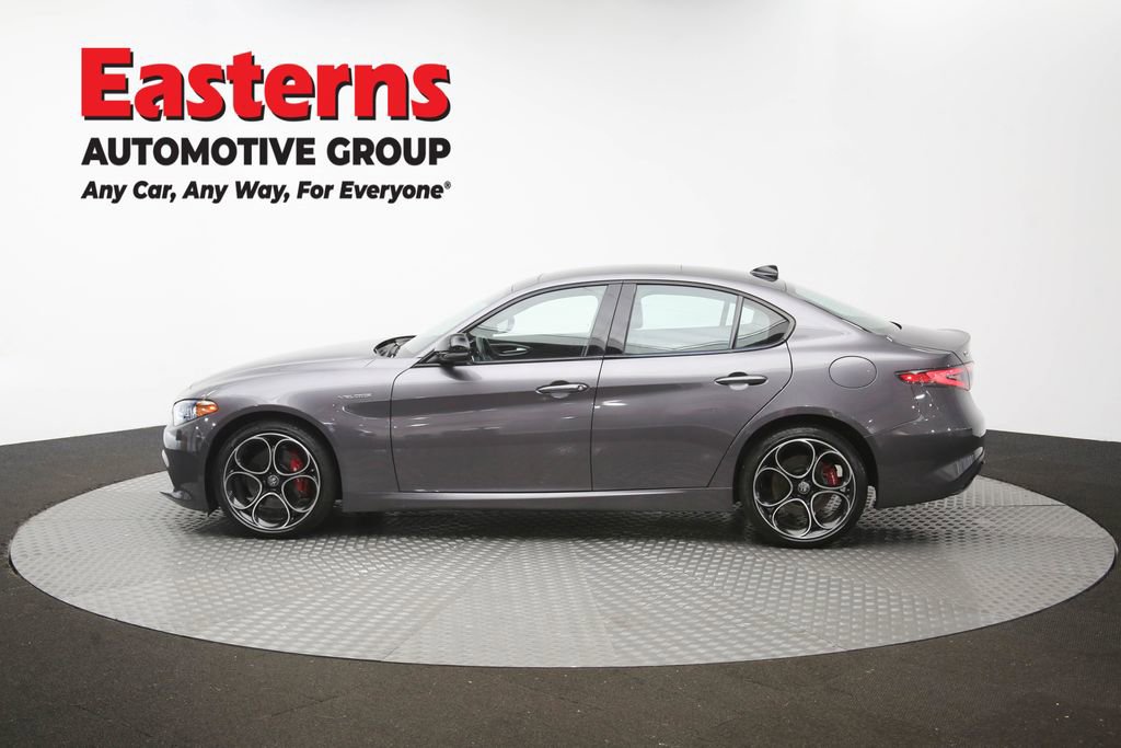 Used 2024 Alfa Romeo Giulia Veloce AWD/4WD image 60