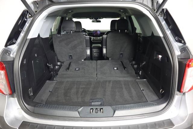 Used 2020 Ford Explorer XLT w/ Equipment Group 202A image 55