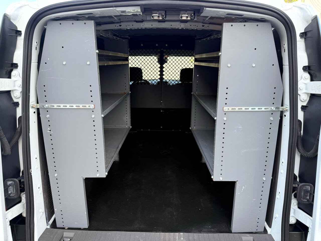 Used 2021 Ford Transit Connect XL image 26