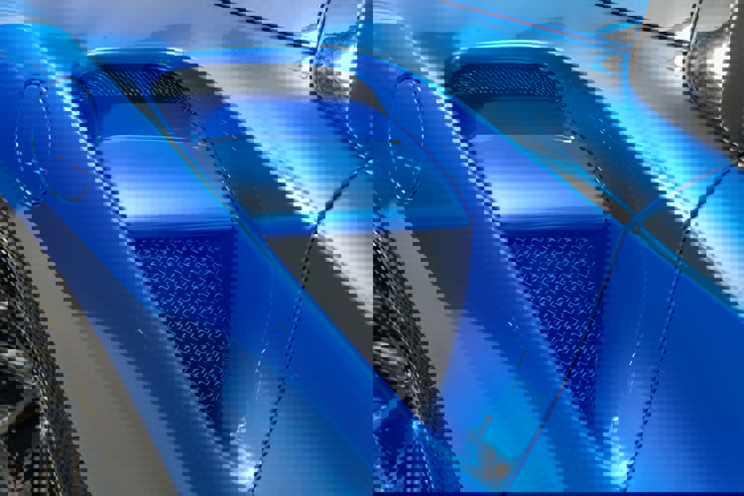 Used 2017 Ferrari 488 Spider RWD image 40