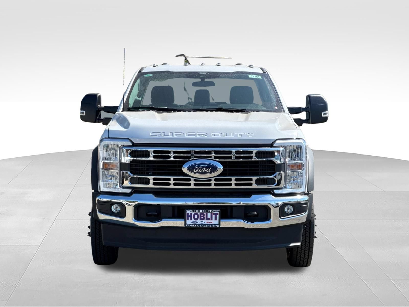 New 2026 Ford F550 2WD Regular Cab Super Duty w/ XL Chrome Package image 9
