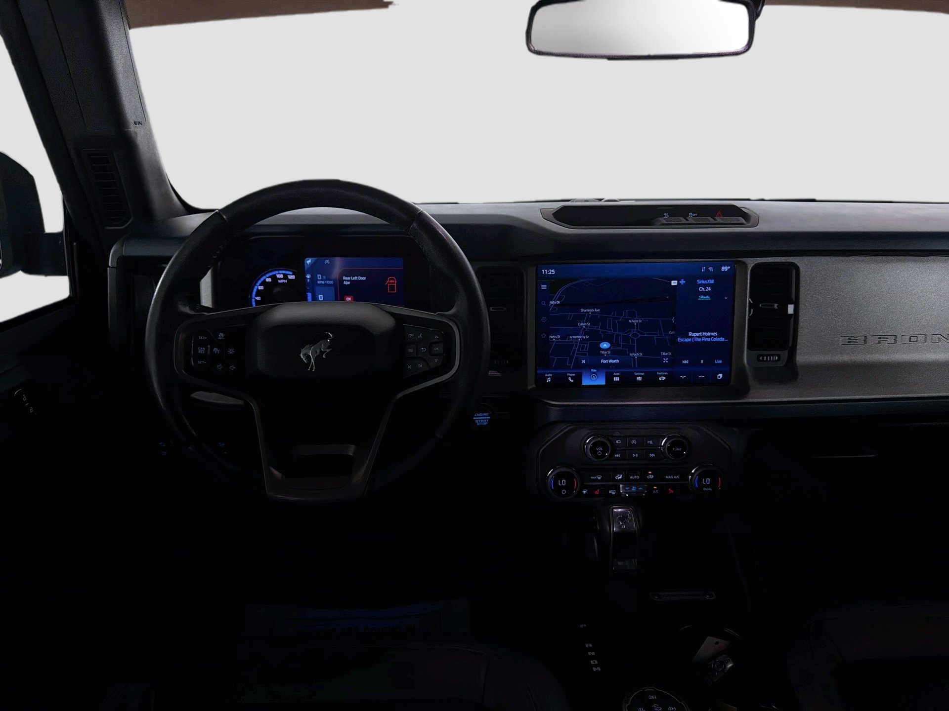 Used 2024 Ford Bronco Outer Banks AWD/4WD image 20