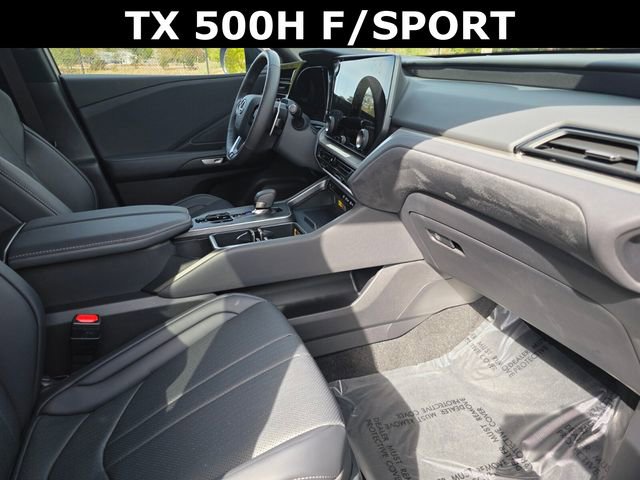 Used 2025 Lexus TX 500h AWD w/ Technology Package image 9