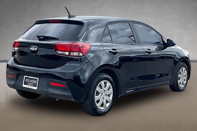 Used 2023 Kia Rio S FWD image 2
