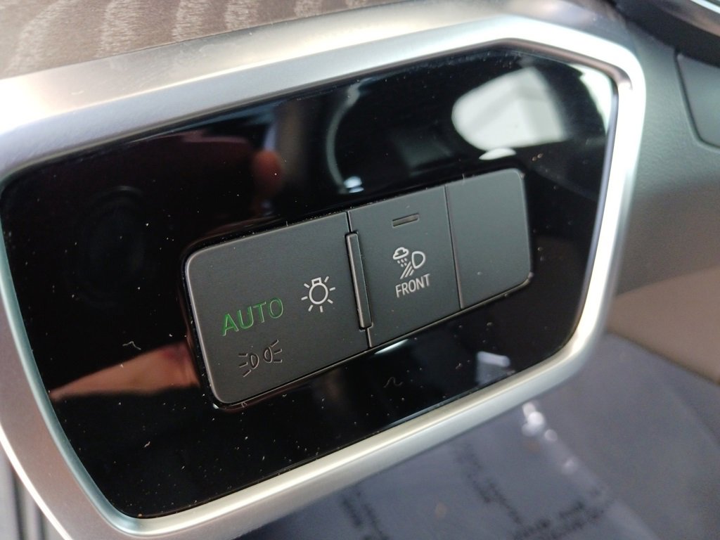 Used 2024 Audi A6 Premium Plus image 23