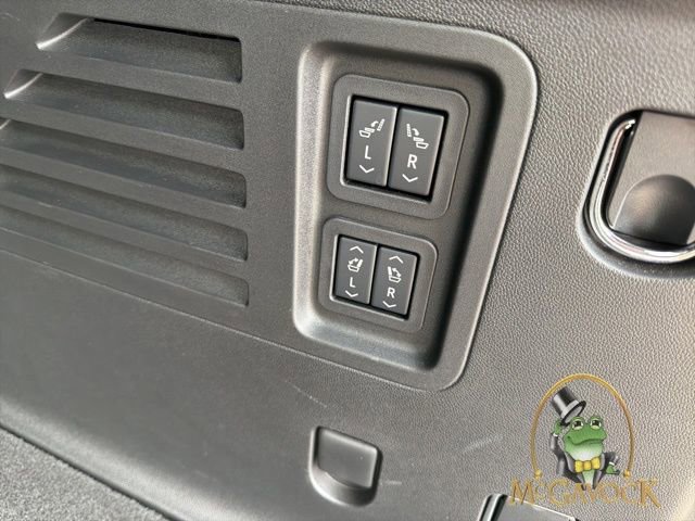 Used 2025 GMC Acadia Denali w/ Super Cruise Package image 26