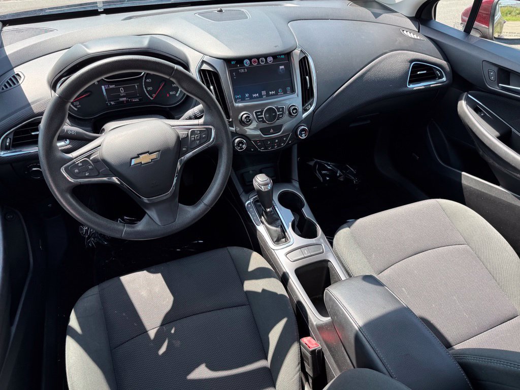 Used 2016 Chevrolet Cruze LT w/ Sun And Sound Package FWD image 13