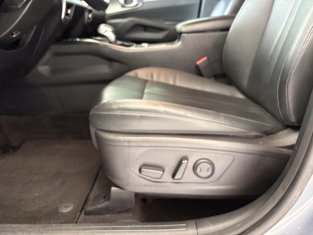 Used 2022 Kia Sorento S FWD image 28