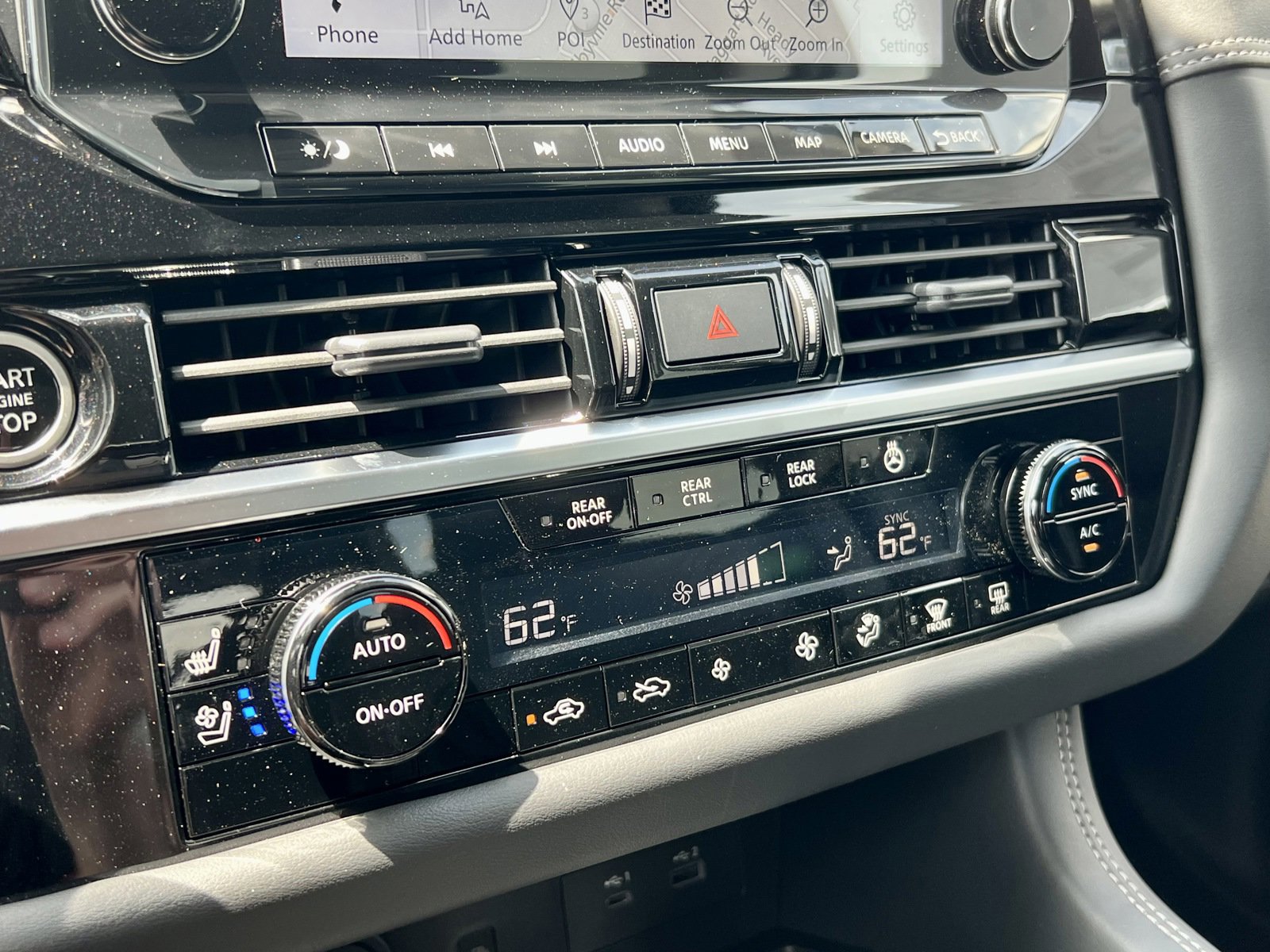 New 2025 Nissan Pathfinder Platinum image 17