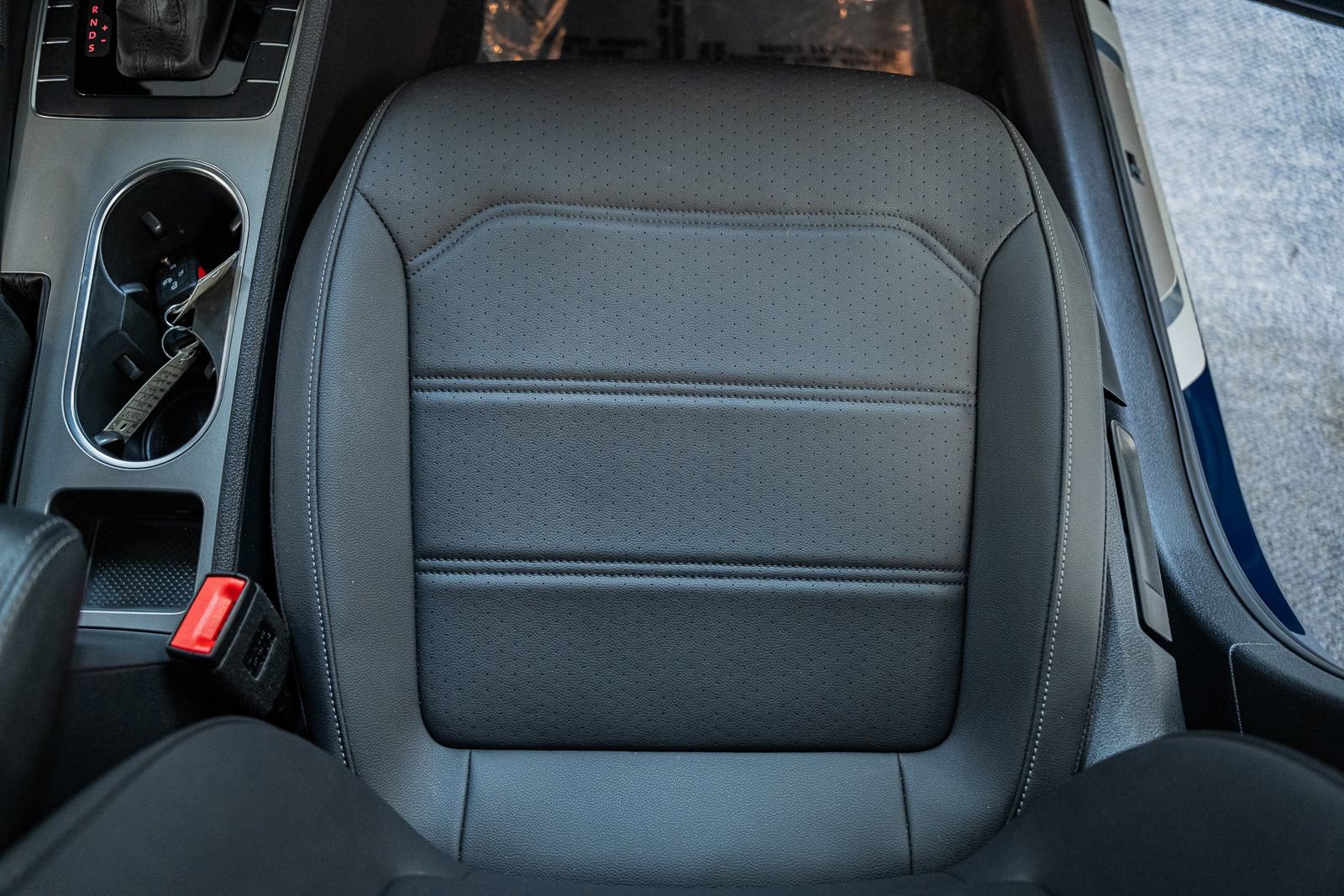 Used 2021 Volkswagen Passat 2.0T R-Line image 32