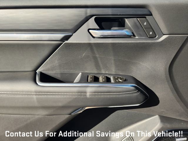 New 2026 GMC Acadia Elevation w/ Black Edition image 17