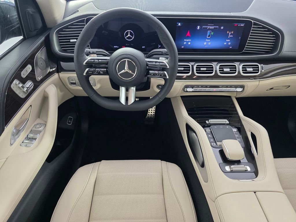 New 2026 Mercedes-Benz GLS 450 4MATIC image 10
