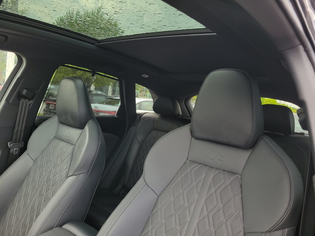 Certified 2025 Audi SQ5 Prestige w/ Prestige Package AWD/4WD image 15