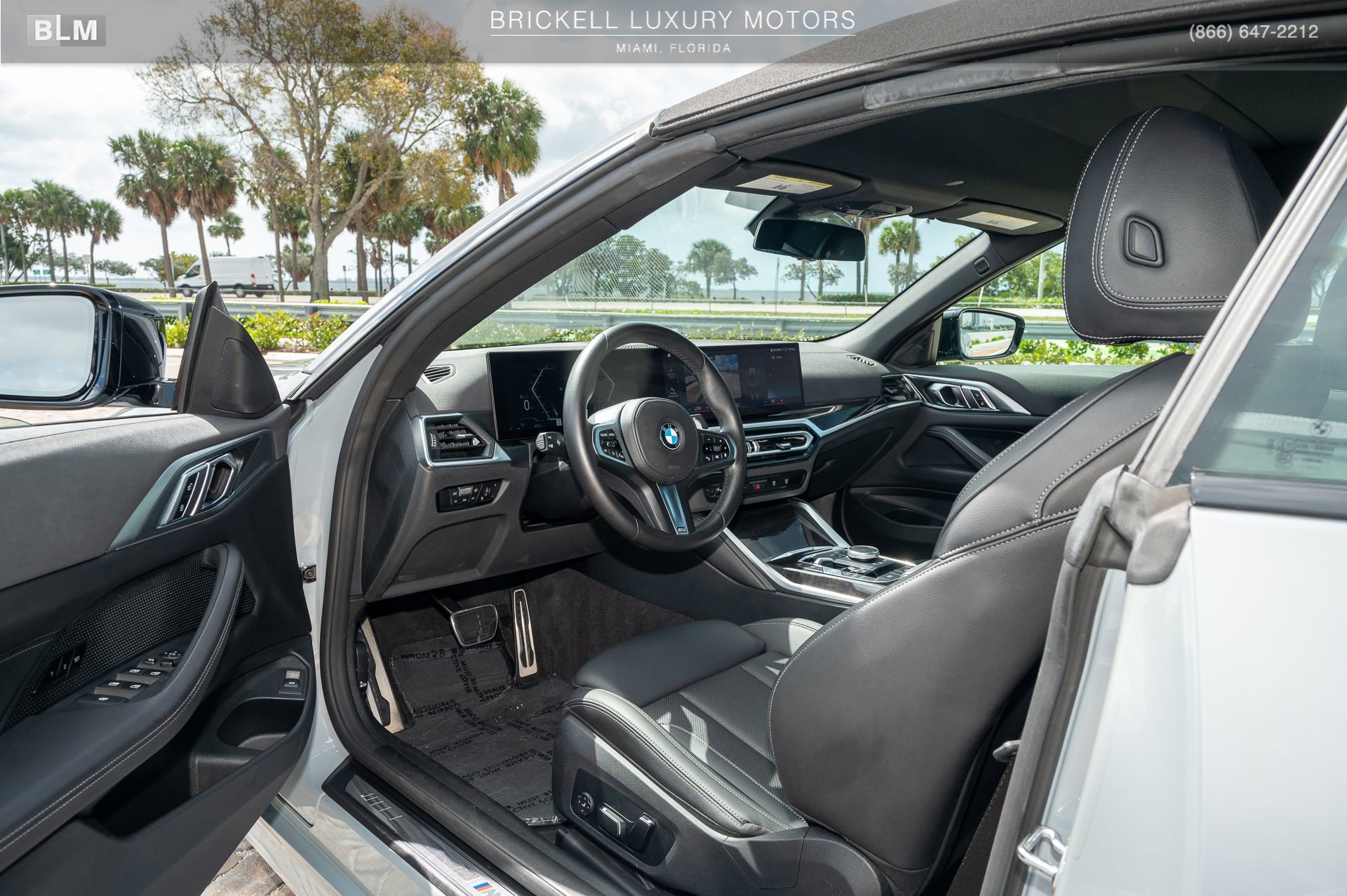 Used 2024 BMW M440i Convertible w/ Shadowloine Package image 60