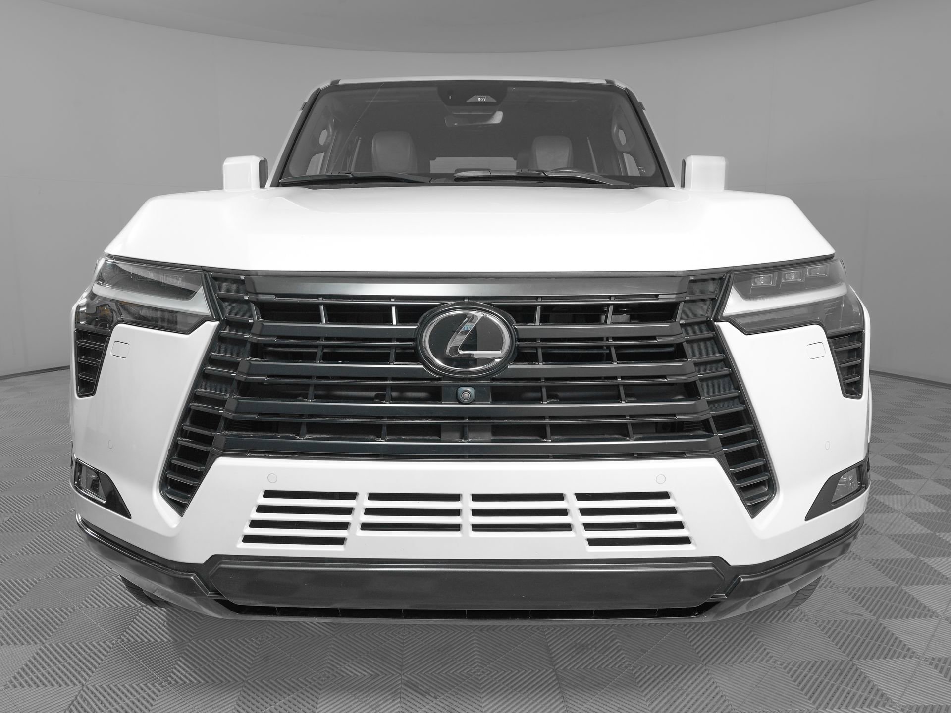 Used 2024 Lexus GX 550 w/ Cold Area Package image 2