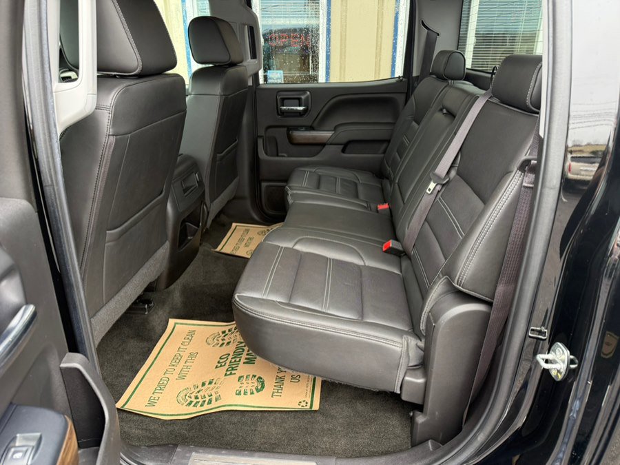 Used 2017 GMC Sierra 2500 Denali w/ Duramax Plus Package AWD/4WD image 21