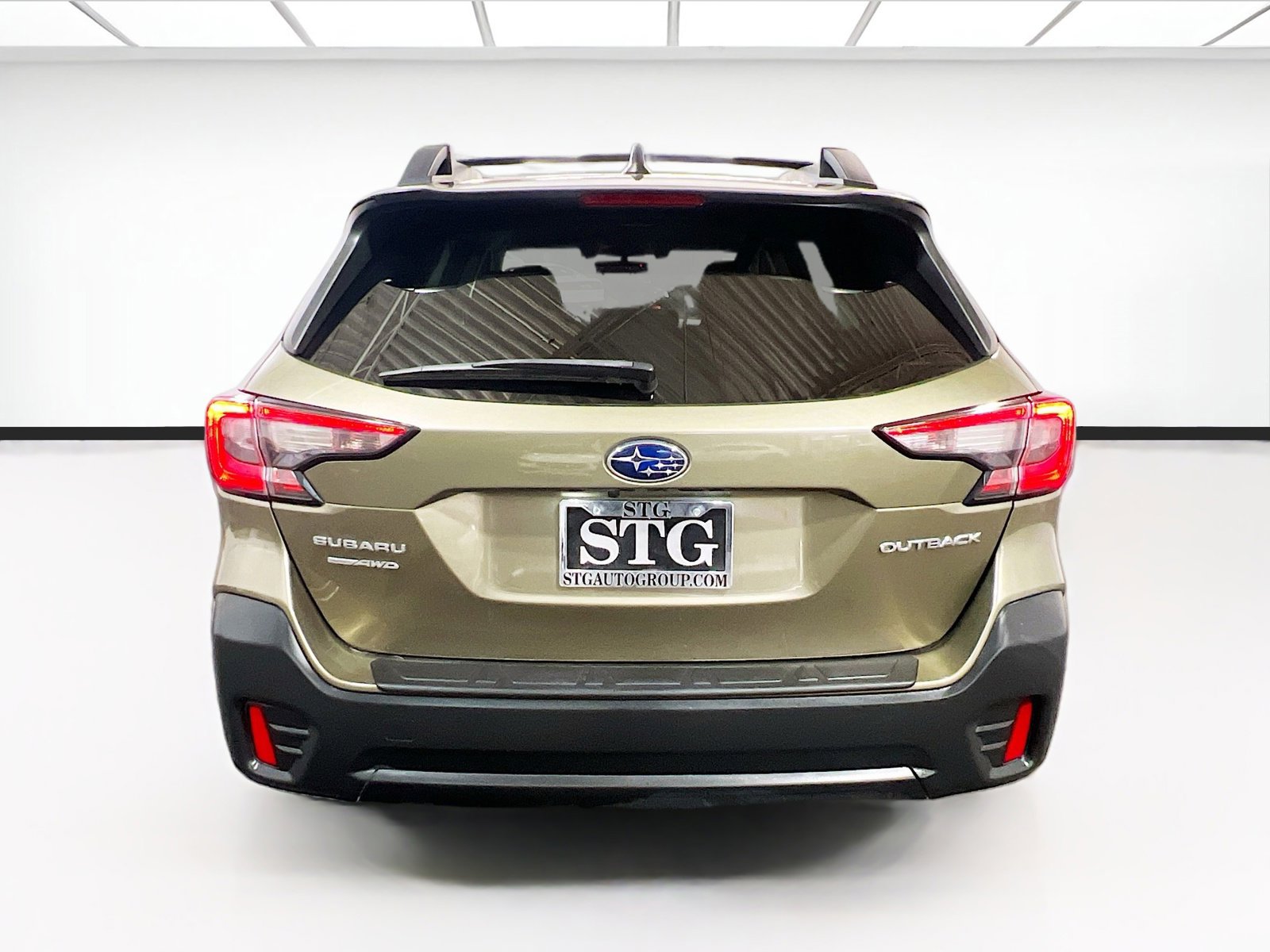 Used 2022 Subaru Outback Premium AWD/4WD image 5