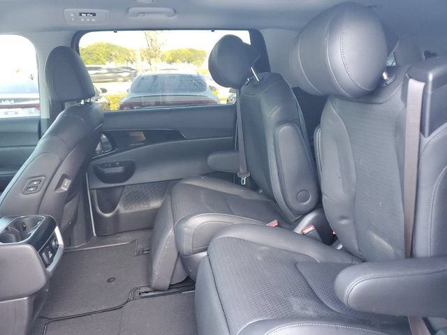 Certified 2025 Kia Carnival SX Prestige FWD image 10