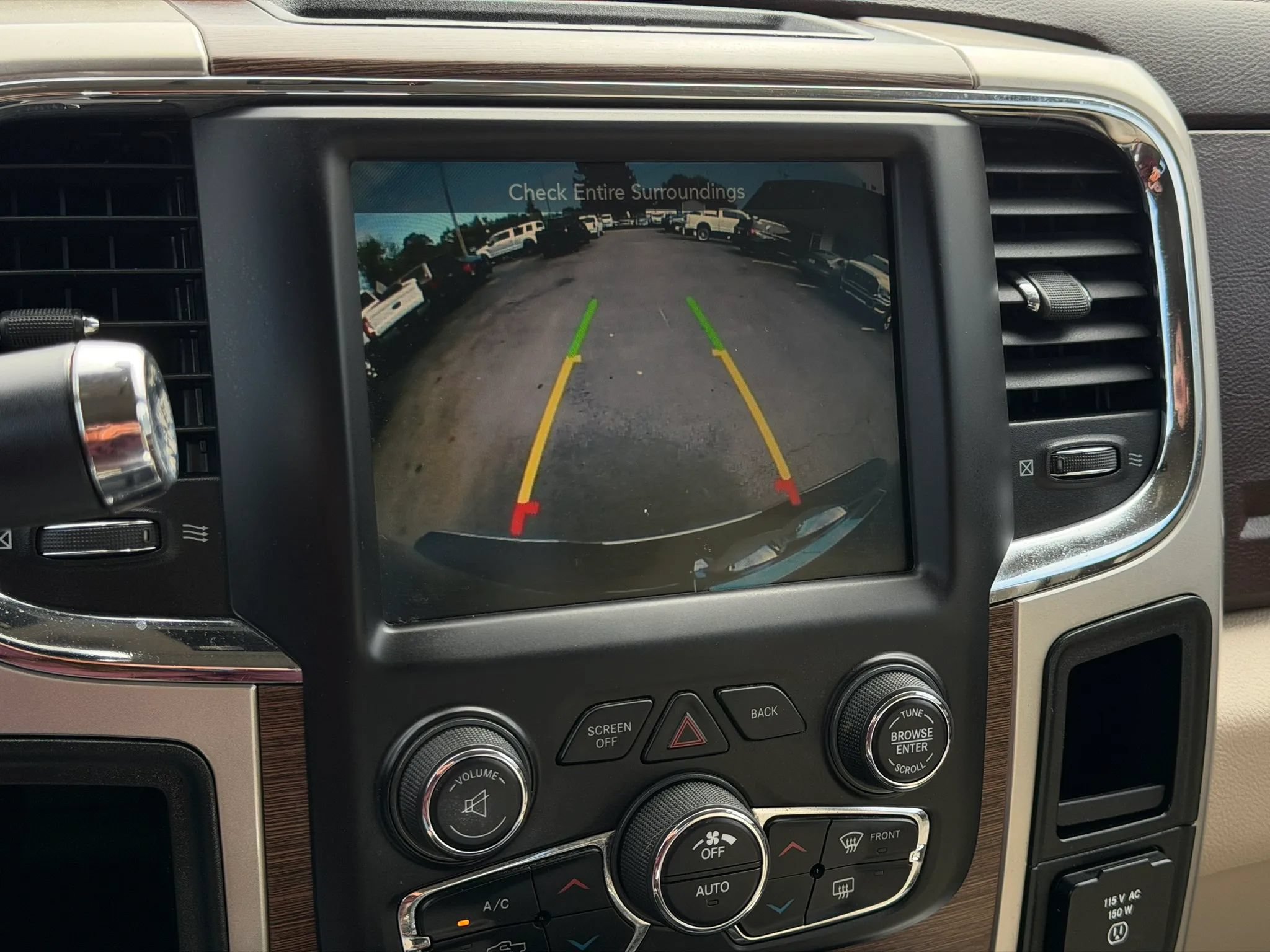 Used 2016 RAM 2500 Laramie RWD image 42