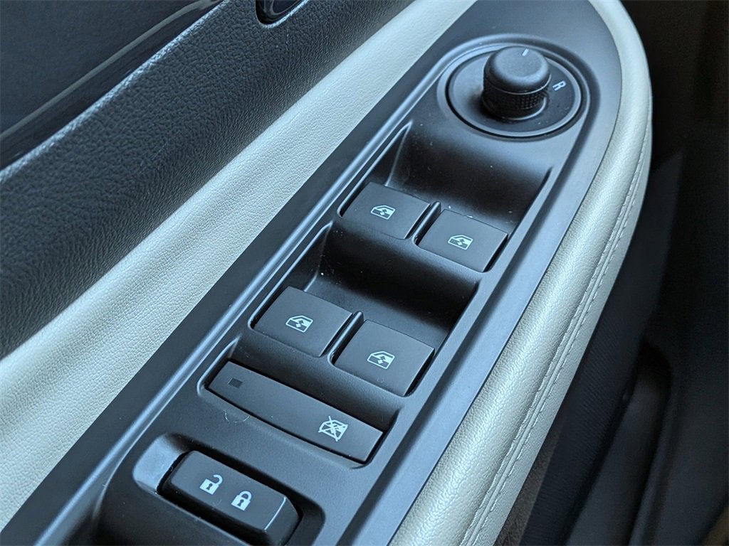 Used 2022 Buick Encore Preferred w/ Safety Package image 23