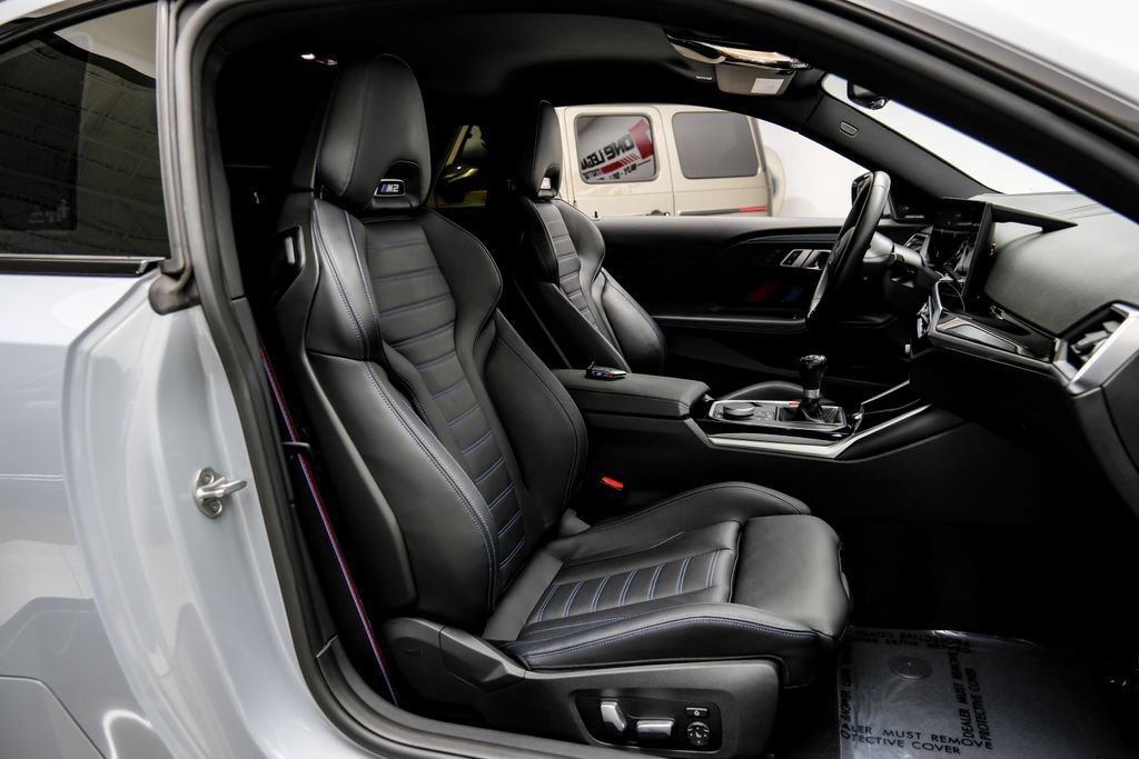 Used 2023 BMW M2 w/ Lighting Package RWD image 40