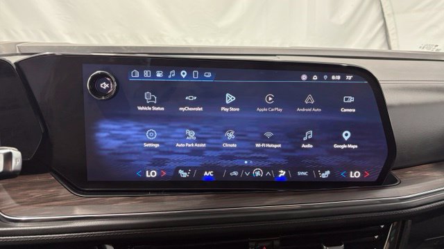 Used 2025 Chevrolet Suburban Z71 AWD/4WD image 42