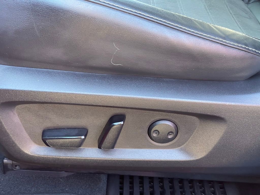 Used 2022 Mitsubishi Outlander SEL Black Edition image 12