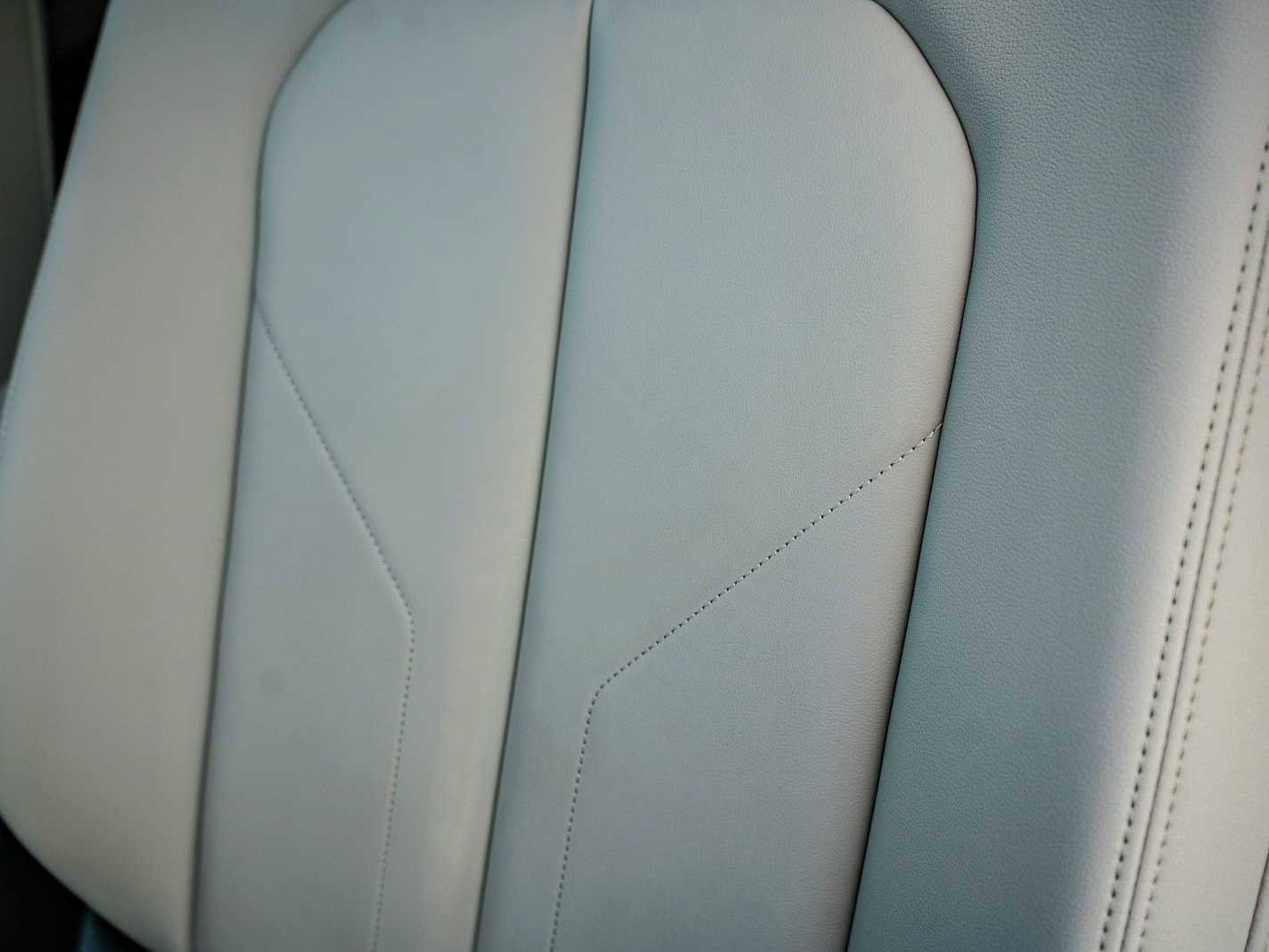 Used 2025 Audi Q3 2.0T Premium w/ Convenience Package image 25