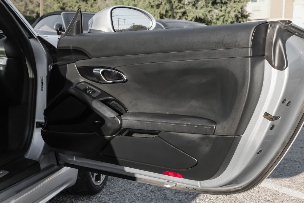 Used 2018 Porsche 718 Cayman S image 46