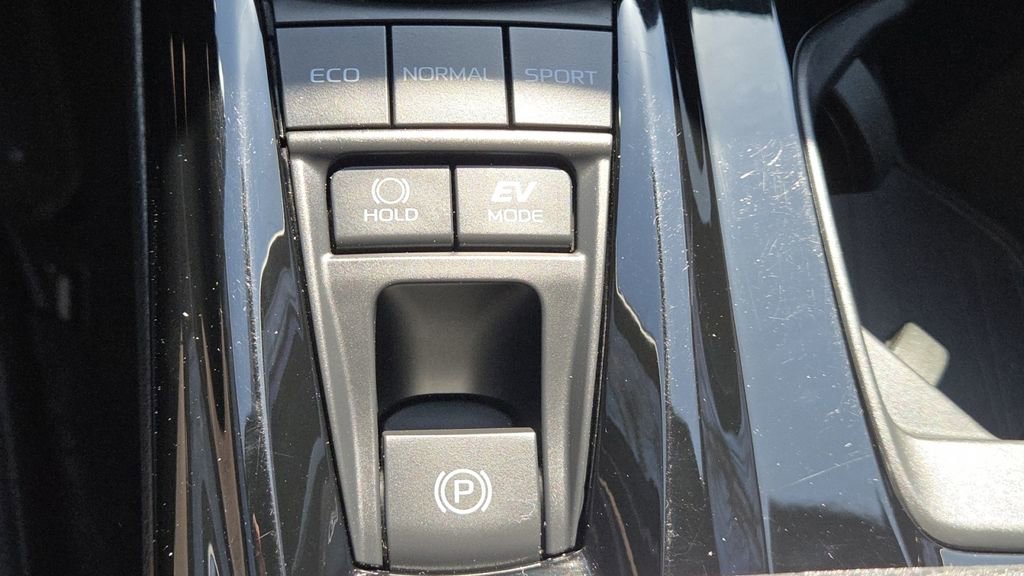 Used 2025 Toyota Camry XSE image 7