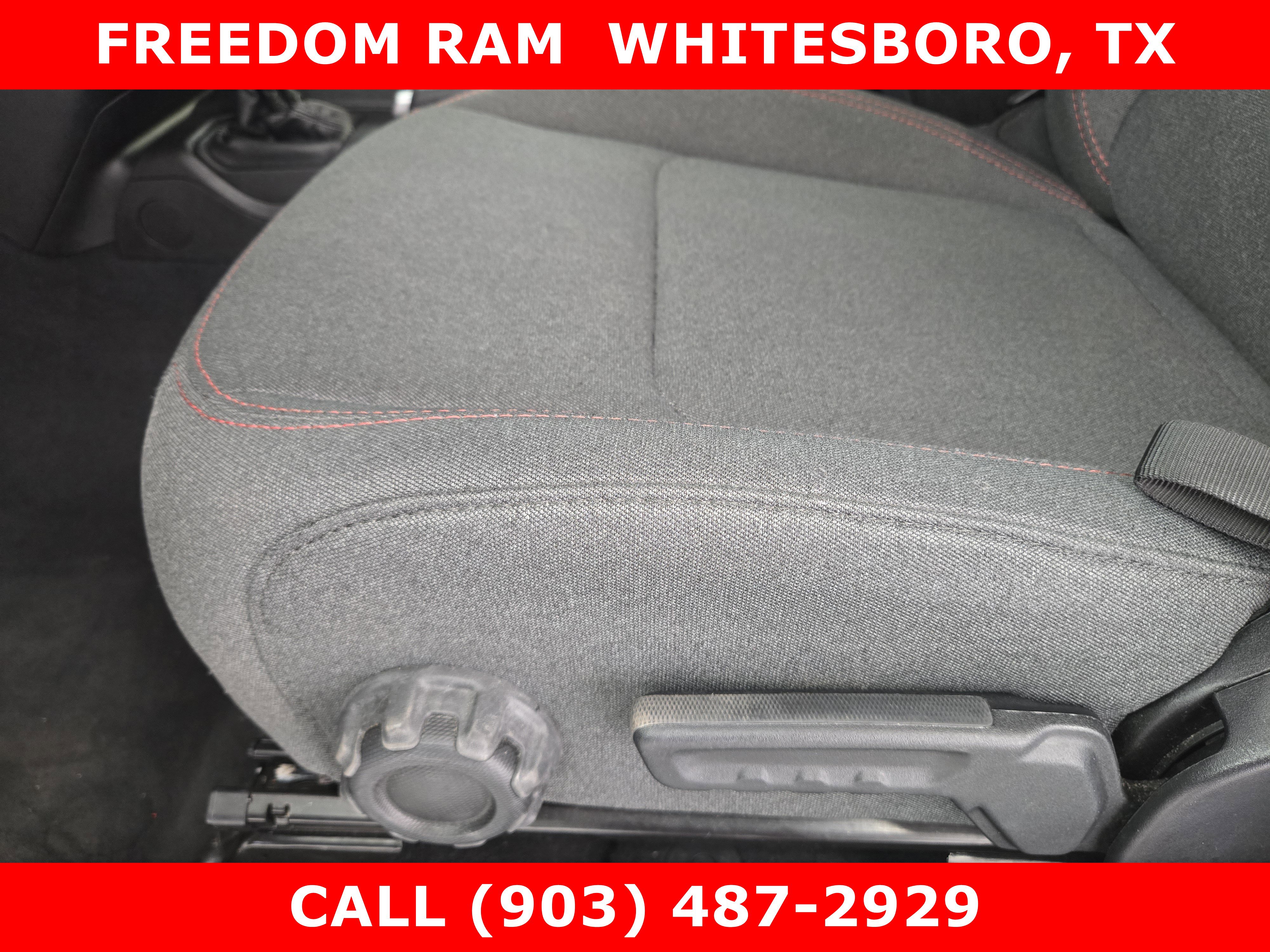 Used 2025 Jeep Wrangler Unlimited Rubicon image 18