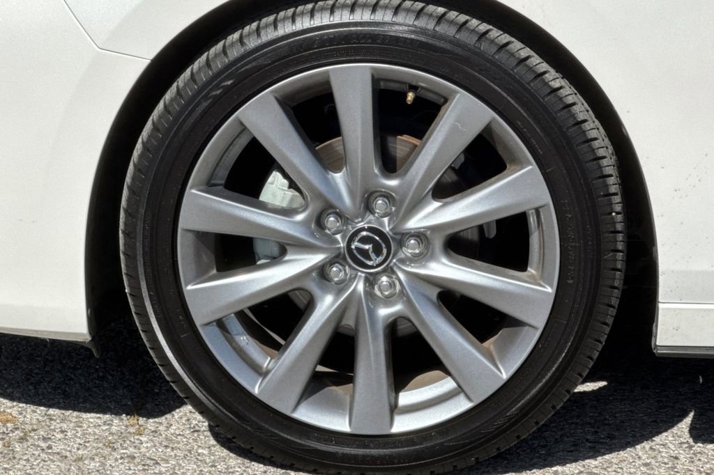 Used 2023 MAZDA MAZDA3 s image 24