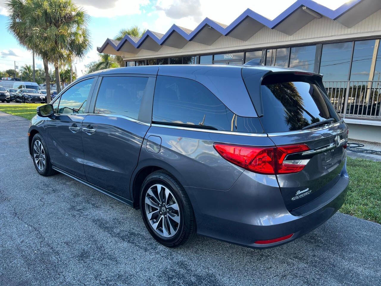 Used 2021 Honda Odyssey EX-L image 6