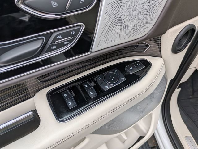 Used 2023 Lincoln Navigator Black Label image 13
