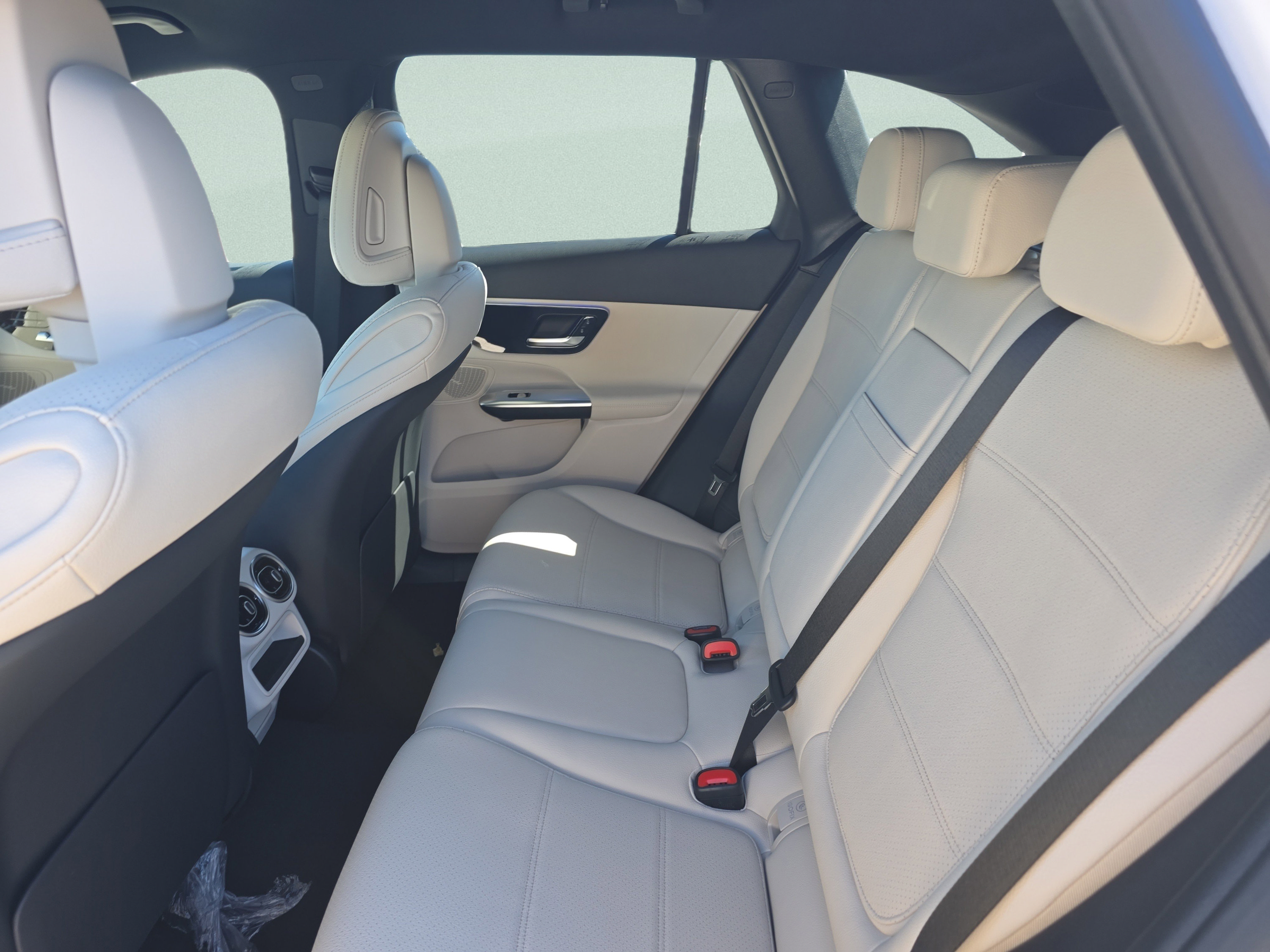 Used 2026 Mercedes-Benz GLC 300 image 15