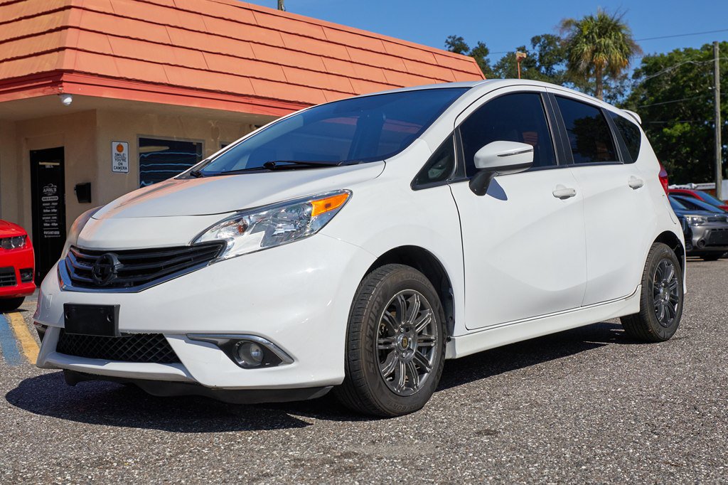 Used 2016 Nissan Versa Note SR w/ SR Tech Package FWD image 1