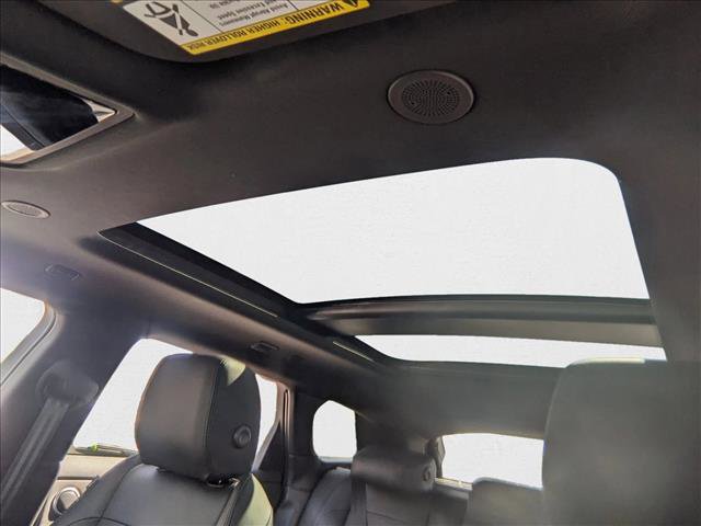 Used 2025 Land Rover Range Rover Evoque S image 17