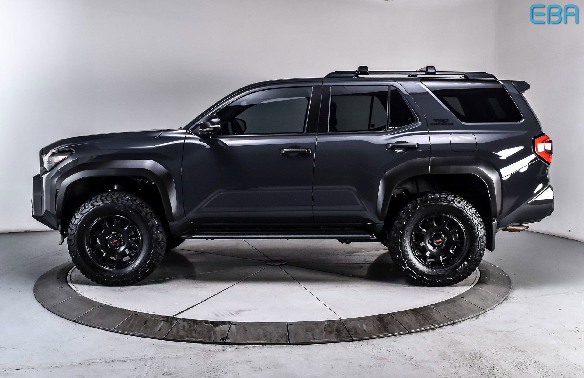 Used 2025 Toyota 4Runner TRD Off-Road Premium image 3