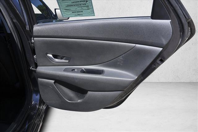 Certified 2021 Hyundai Elantra SEL FWD image 25