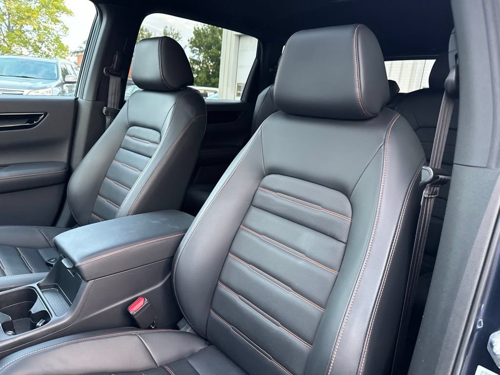 Used 2025 Honda CR-V Sport Touring image 32