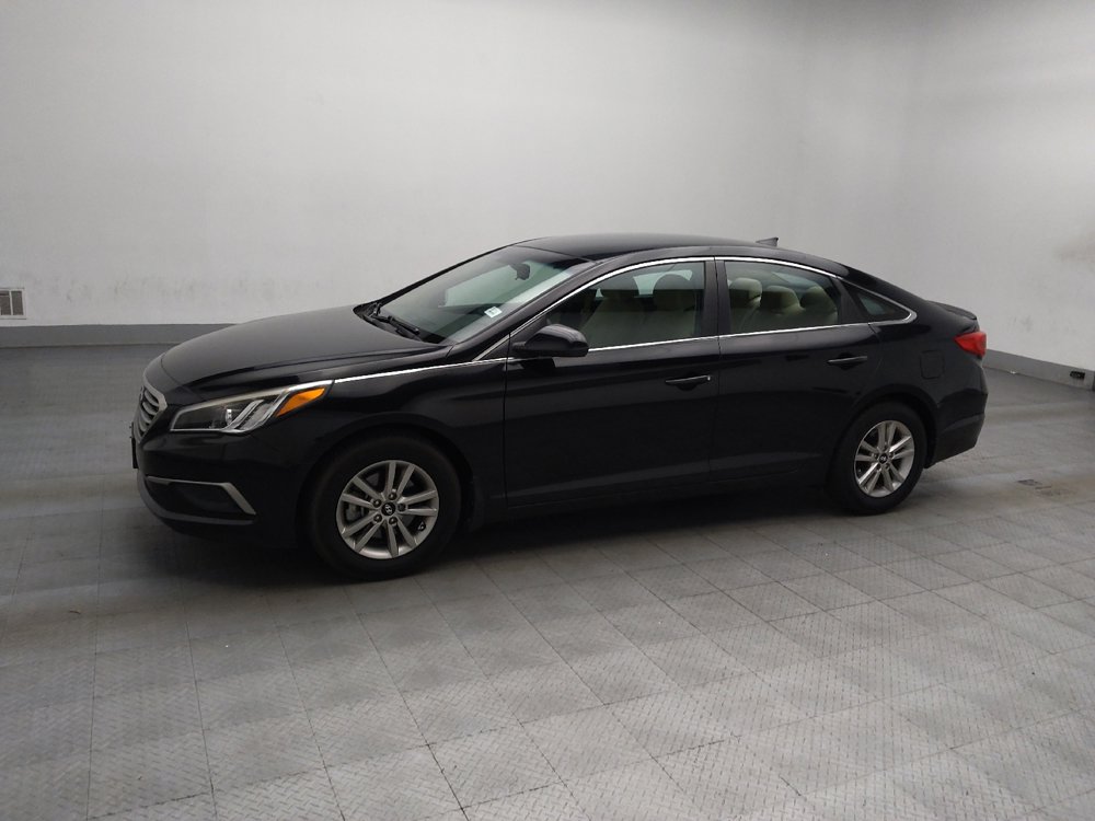 Used 2016 Hyundai Sonata SE image 2